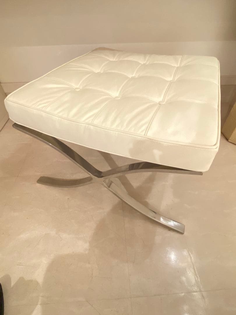 バルセロナチェア・オットマン・リプロダクト品