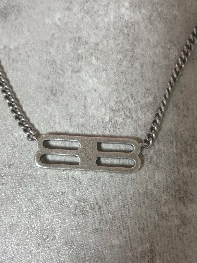 BALENCIAGA ネックレス BBロゴ