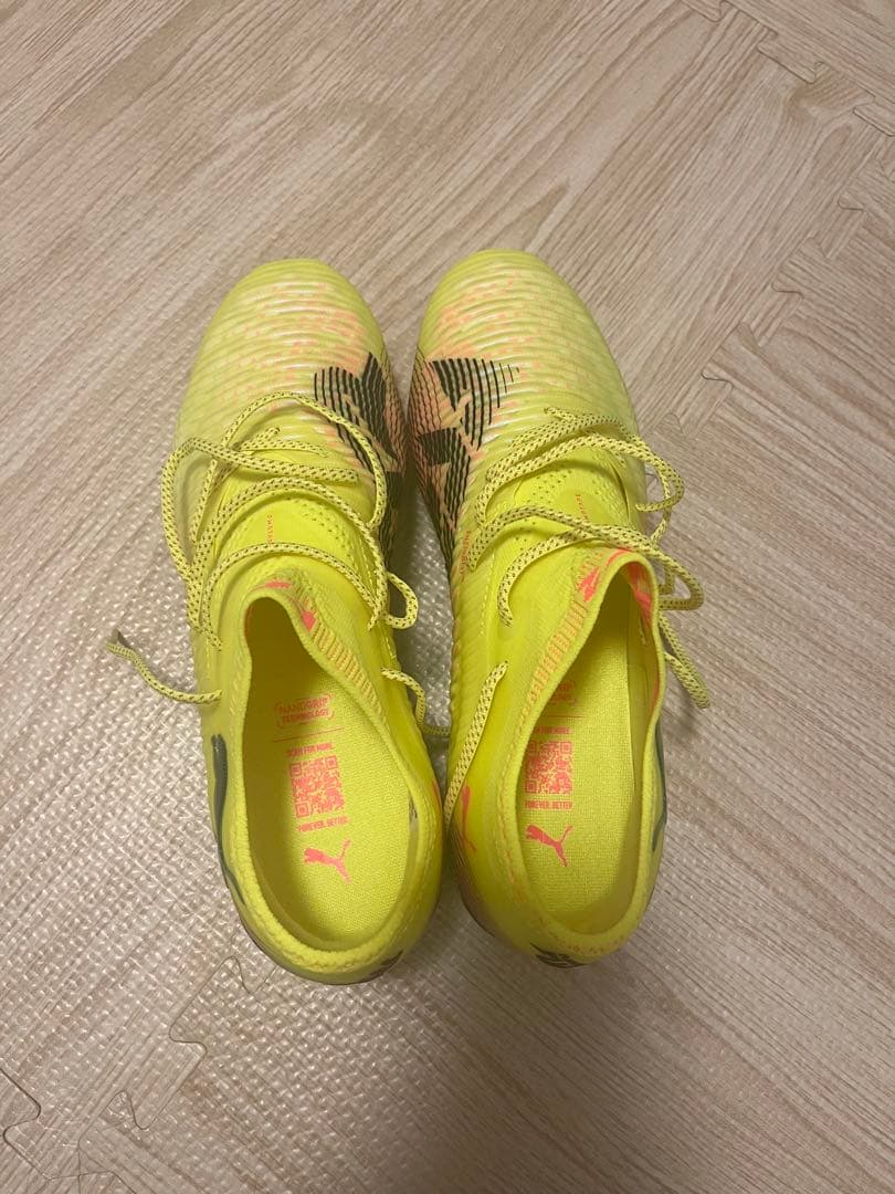 PUMA サッカースパイク　フューチャーアルティメットFG 天然芝用