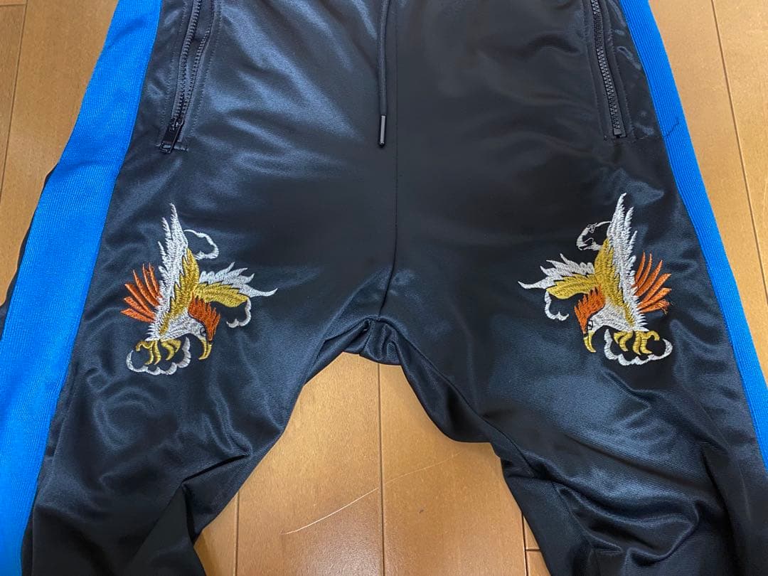 【DIESEL】刺繍鷲デザイン ジャージパンツ 黒/青