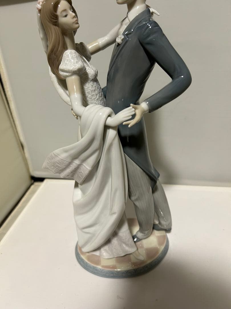 リヤドロ　美品　ウェディングダンス