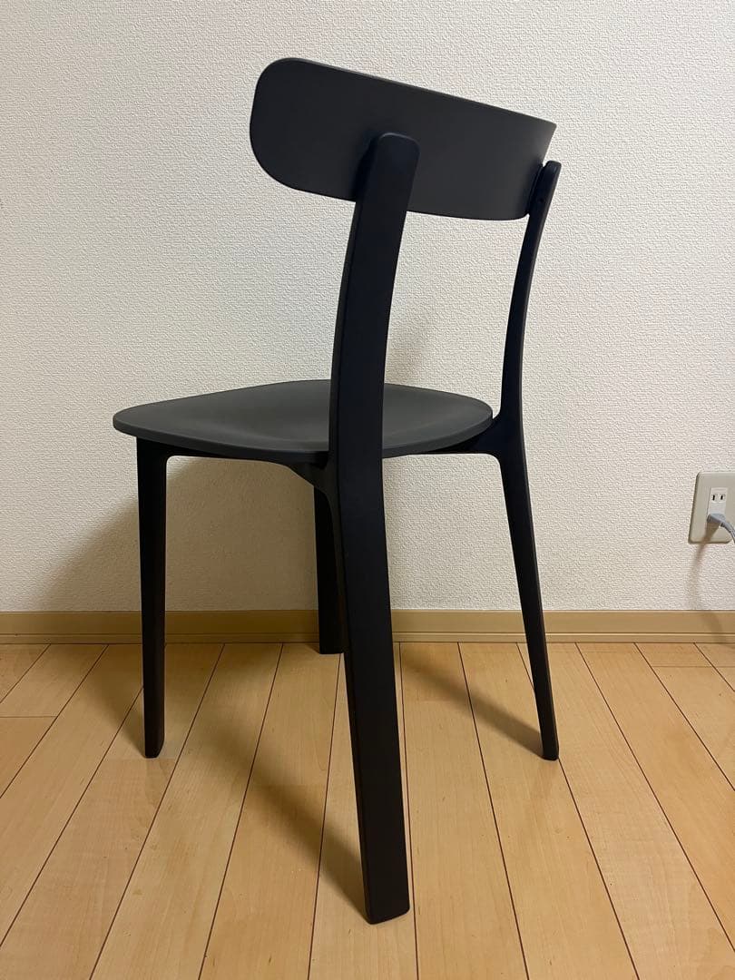 椅子 ALL PLASTIC CHAIR/VITRA