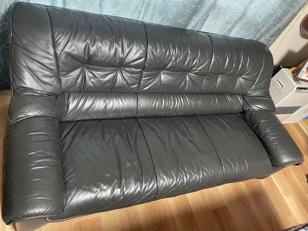 黒 レザー ソファ 3人掛け シンプル モダン アームソファ トリプル