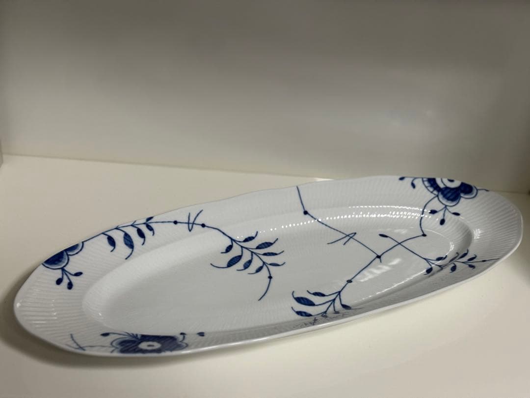 ロイヤルコペンハーゲン ブルーフルーテッド　メガフィッシュディッシュ　未使用