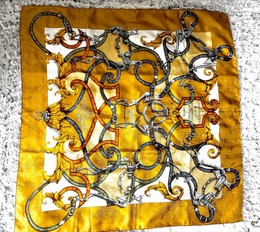 【未使用・正規品】HERMÈSエルメス スカーフ カレ90 エルメスの名作カレ