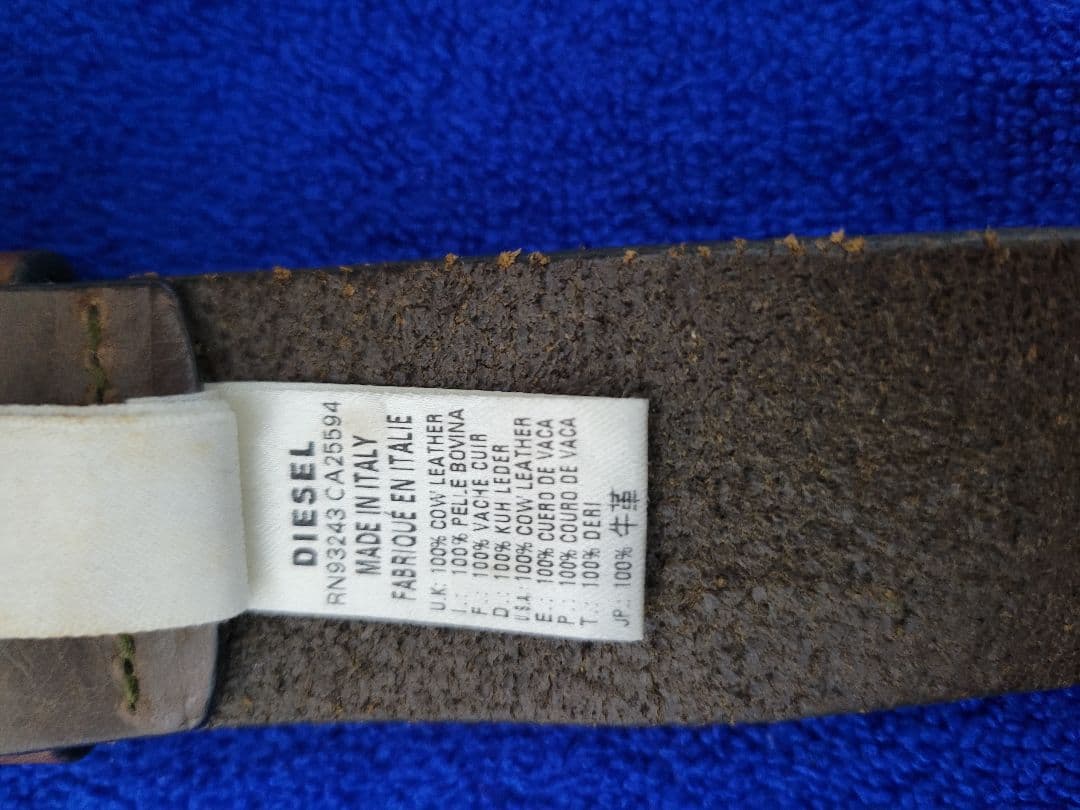 DIESEL レザーベルト　ロゴ付き