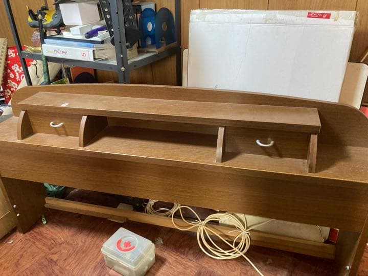 ダブルベット。マットレス付き。