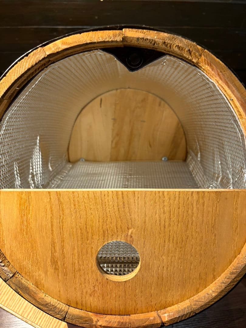 樽型サーバー（ボックスワイン用）ヨコ型穴1