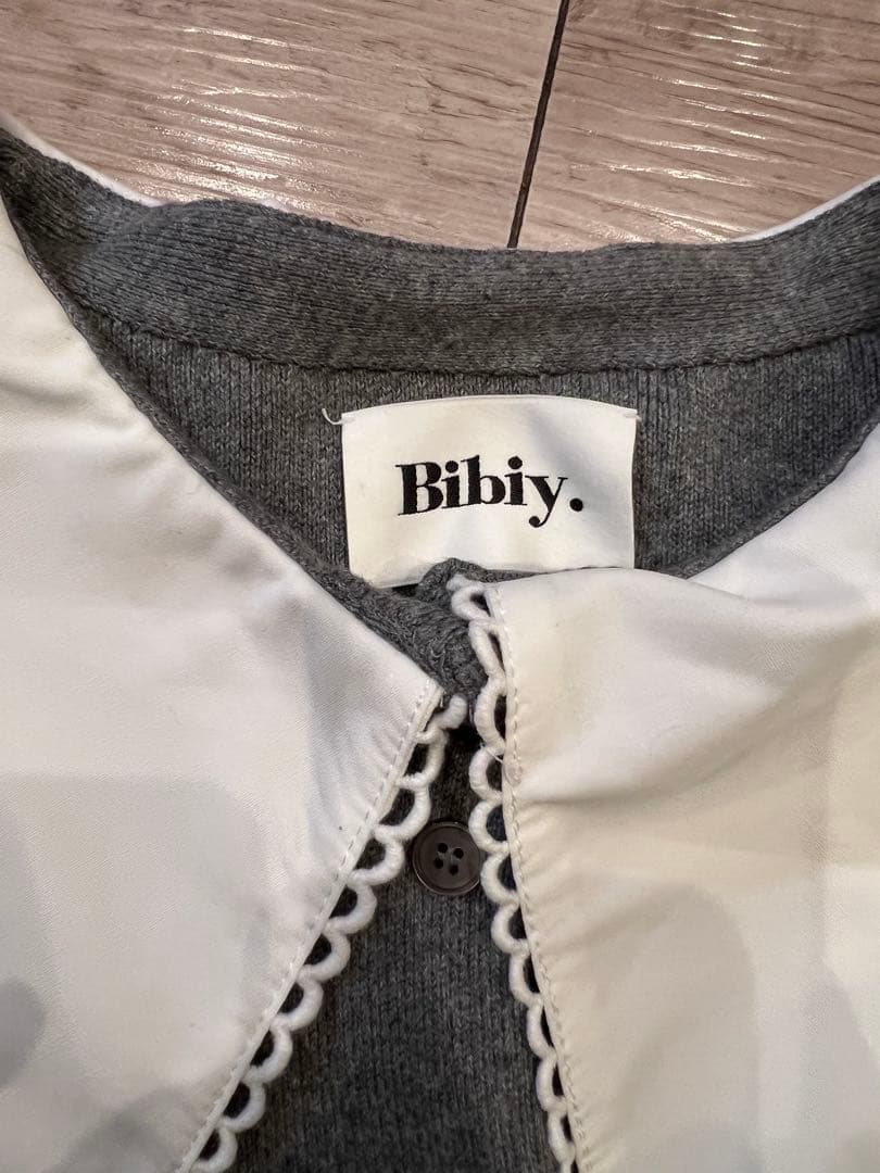 トップス Bibiy. PATTY PILGRIM TOP GRAY