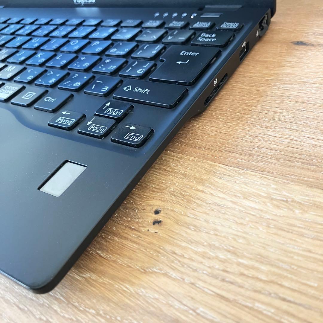 【格安】軽量/SSD/カメラ/オフィス付/Windows11/黒/ノートパソコン