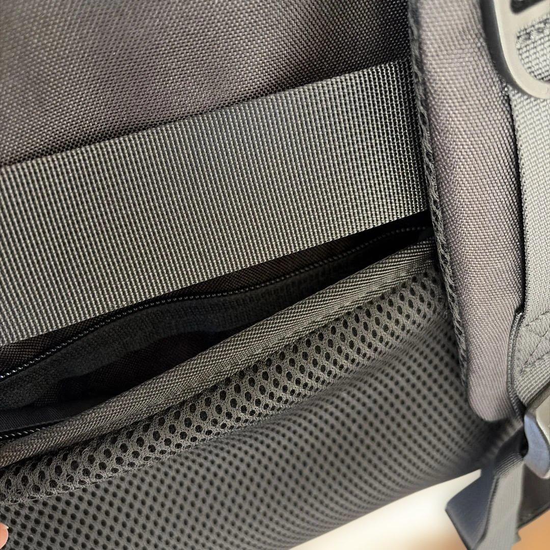 アフタヌーンティー リビング 無重力ファンクションリュック ブラック