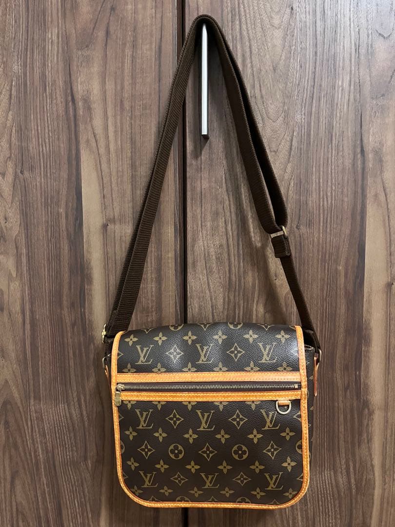 LOUIS VUITTON メッセンジャーボスフォールPM ショルダーバッグ