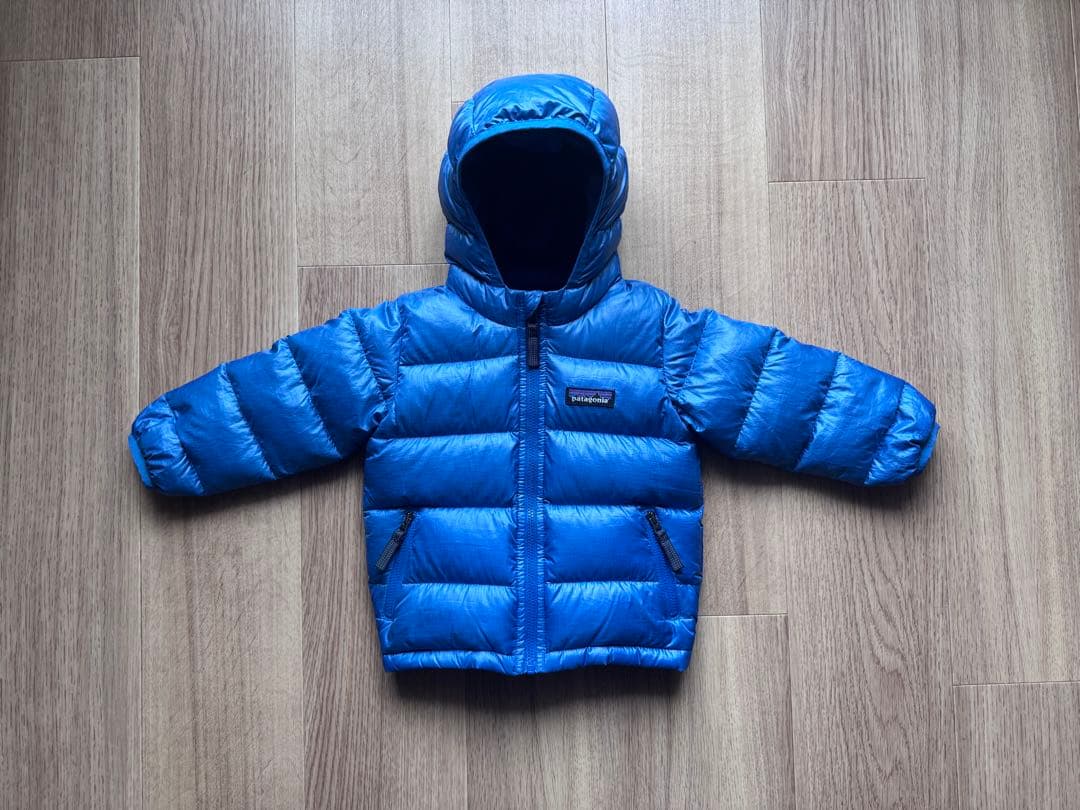 Patagonia ベビー・ハイロフト・ダウン・セーター・フーディ