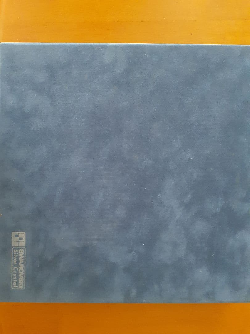 スワロフスキーチェス