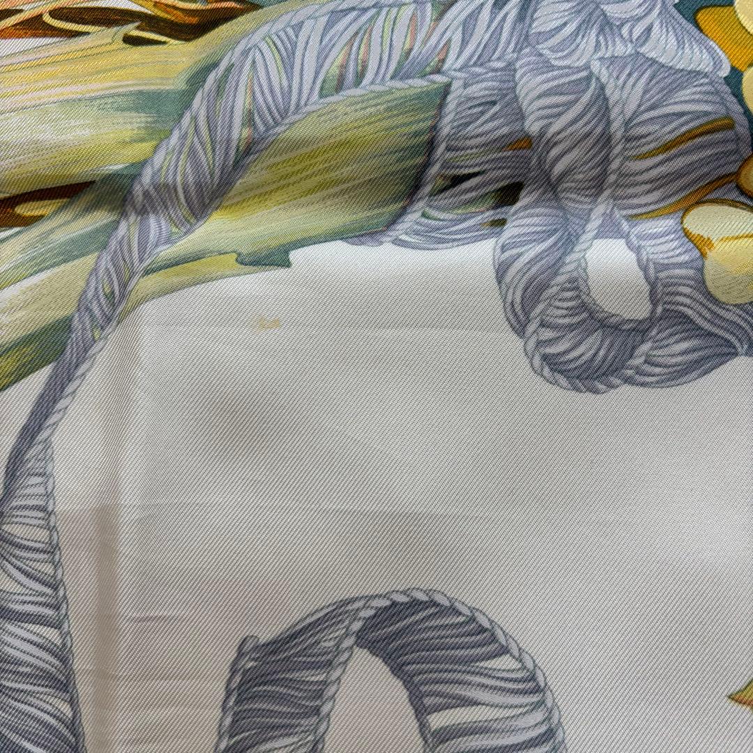 HERMES エルメス 90 REGINA スカーフ