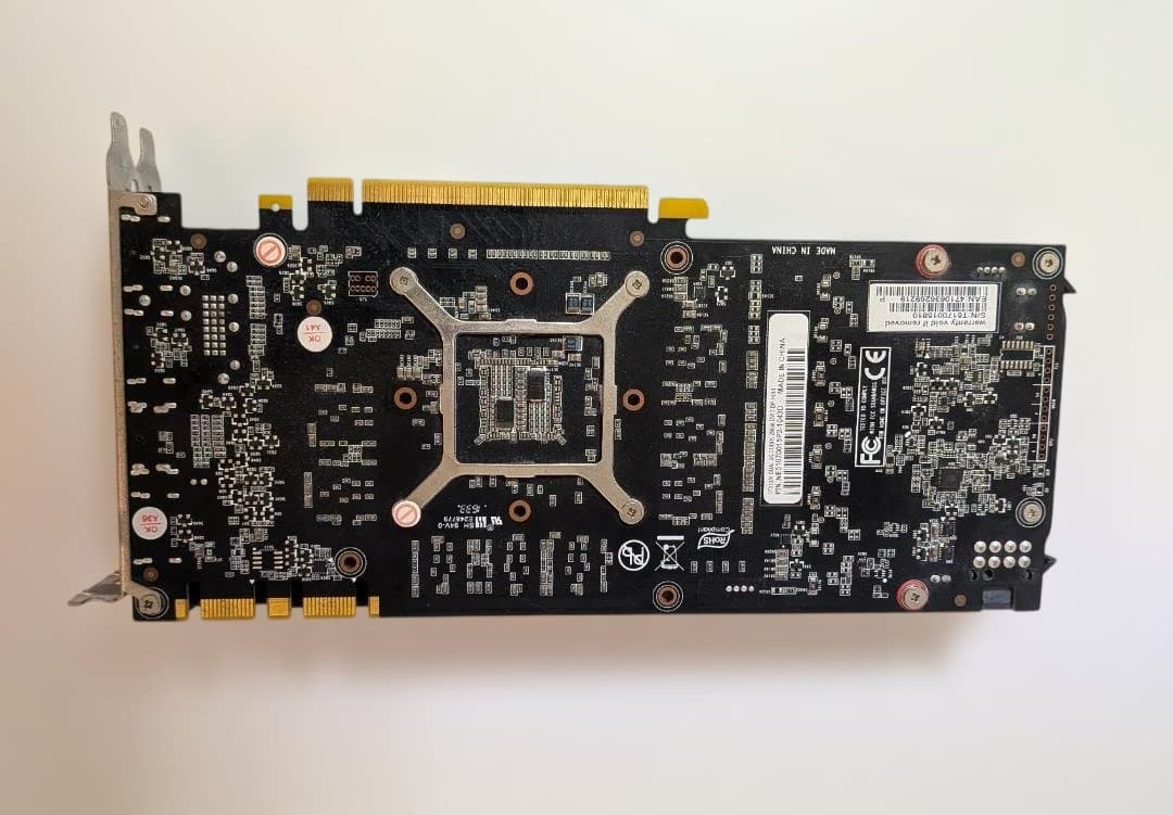 GeForce GTX1070（8GB）　グラフィックボード