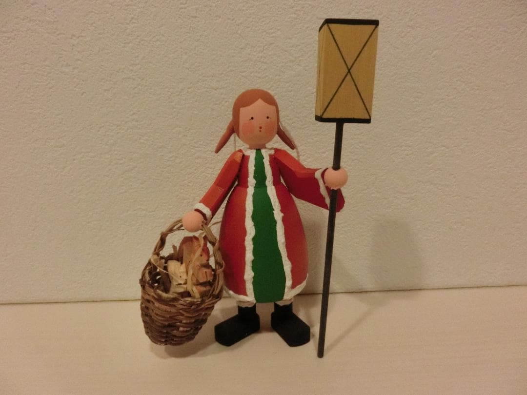 美品　ドイツ製　Bettina Franke　ランタンとカゴを持つ少女