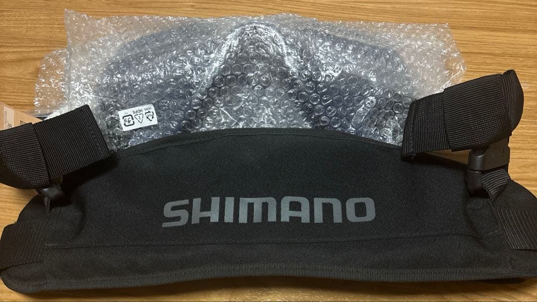 新品未使用 シマノ ファイティングギンバル BE-200V ネイビー