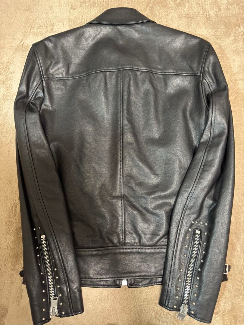 希少 サンローラン パリ スタッズ装飾 レザーライダースジャケット