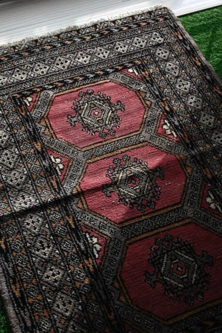 122x80cm パキスタン・ラホール産 絨毯