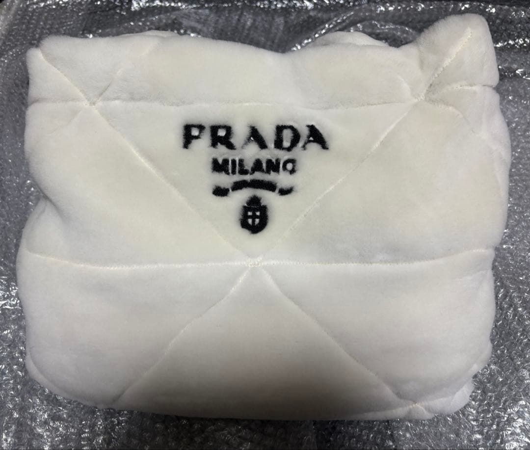 プラダ　シアリングトートバッグ　新品　PRADA トライアングルロゴ　ポーチ付き