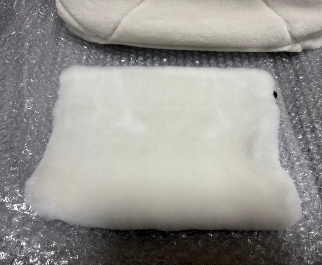 プラダ　シアリングトートバッグ　新品　PRADA トライアングルロゴ　ポーチ付き