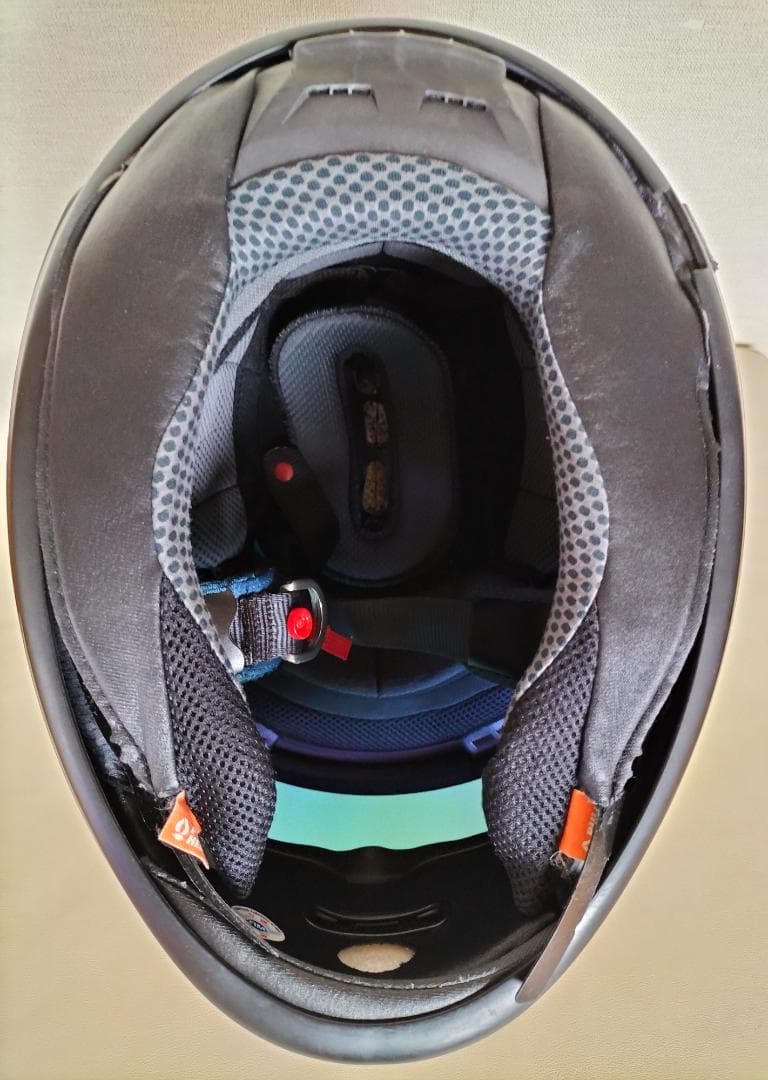 アライ フルフェイスヘルメット　アストロIQ