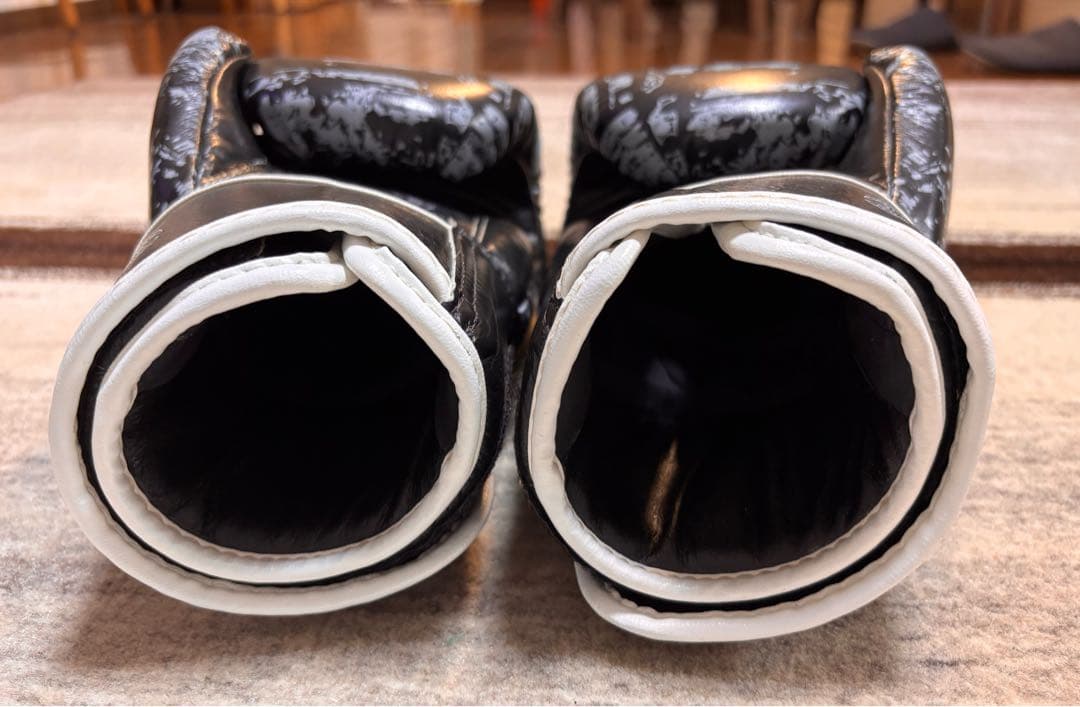 Fairtexフェアテックス ボクシンググローブ 8oz ブラック/ピンク