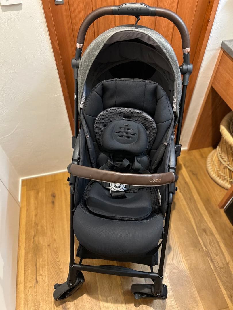 まさん専用　CombiスゴカルSwitchエッグショックAS 純正レインカバー付