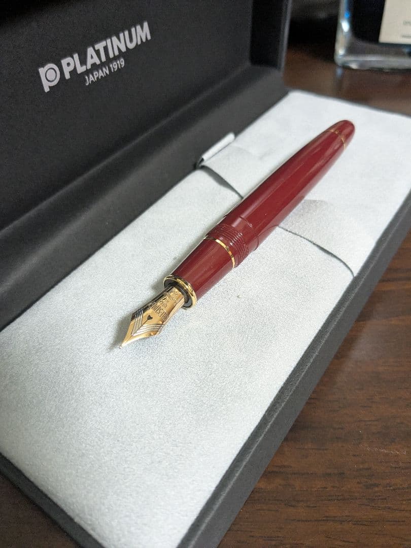 プラチナ 万年筆 プレジデント ワインレッド 字幅M