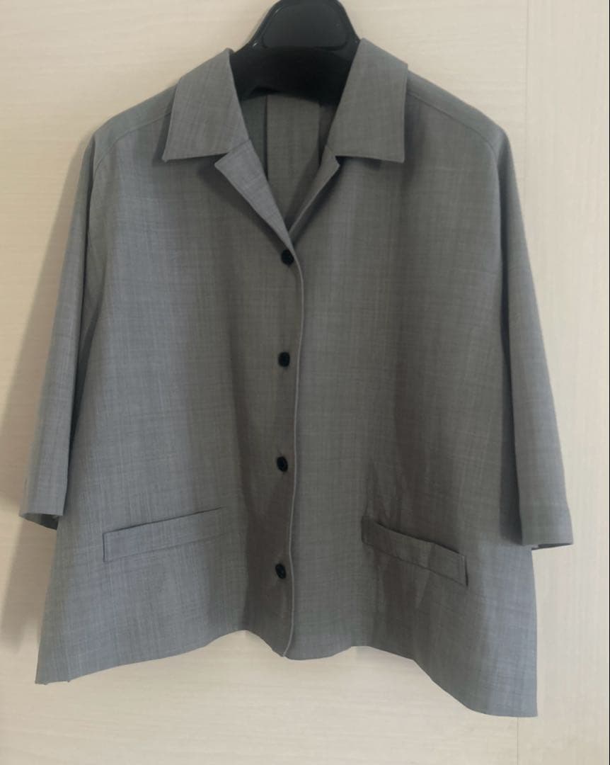 オープンカラークロップドシャツ　T.GRAY