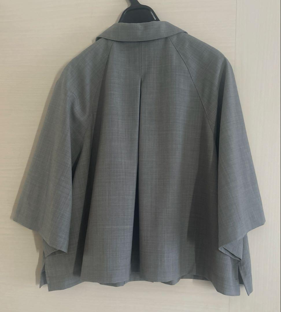 オープンカラークロップドシャツ　T.GRAY