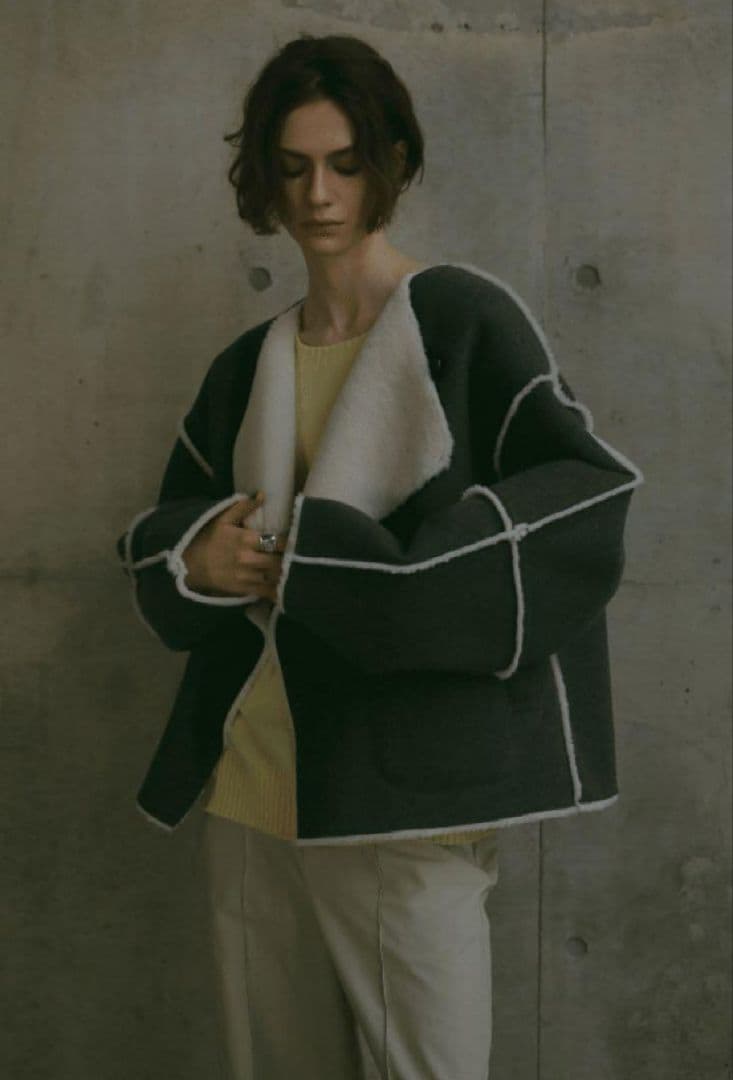 24AW リバーシブルムートンブルゾン