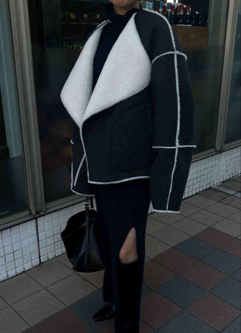 24AW リバーシブルムートンブルゾン
