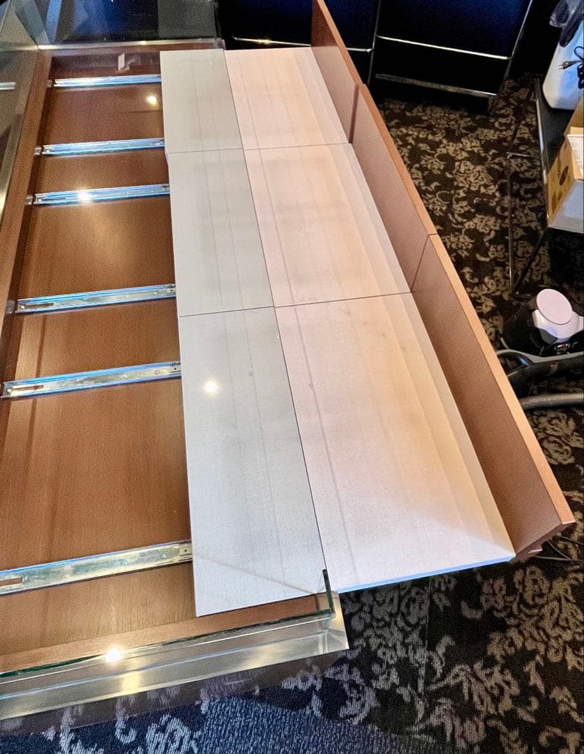 ★☆　スライド式 　ガラスショーケース②　鍵付　☆★