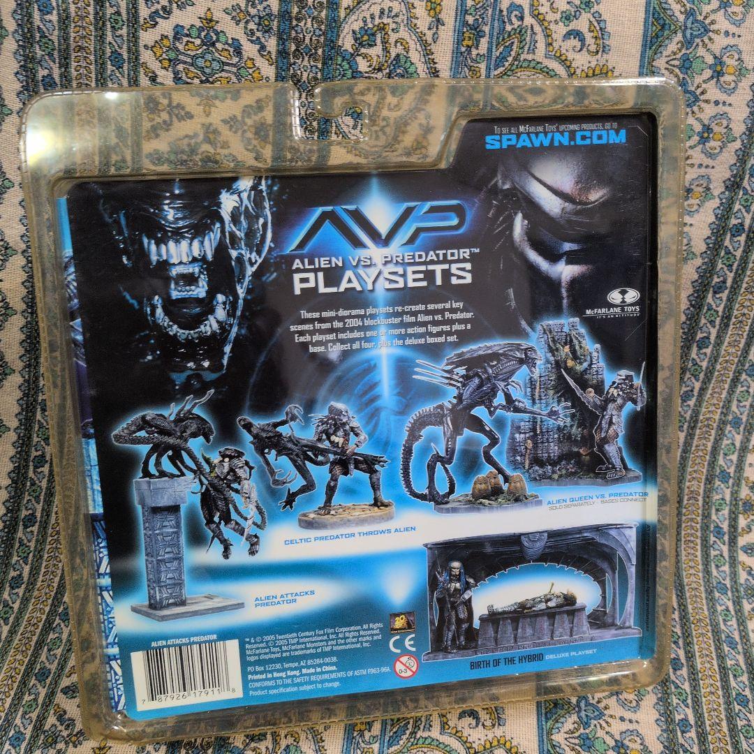 ポチ　マクファーレントイズ AVP エイリアンVSプレデター