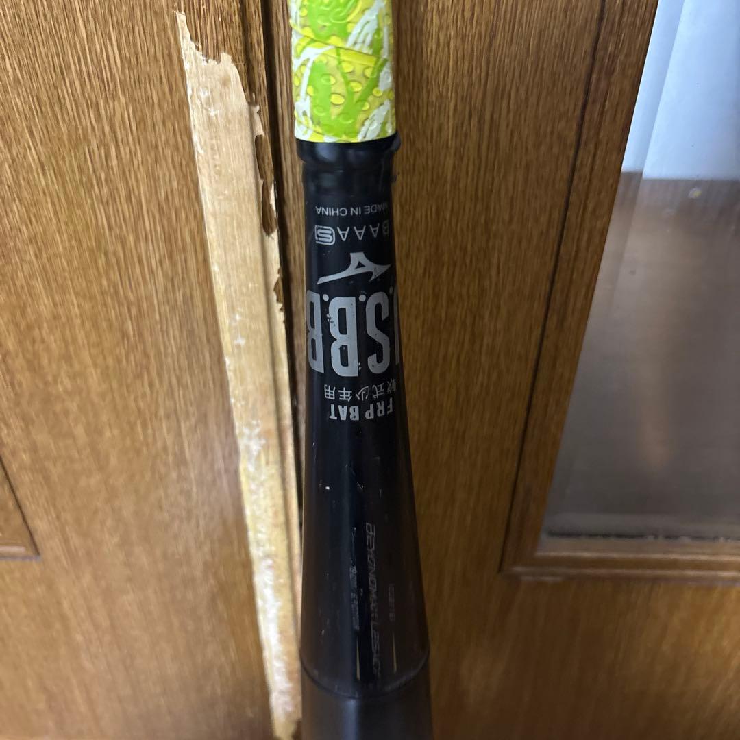 レガシー軟式バット 黒色 グリップ緑色