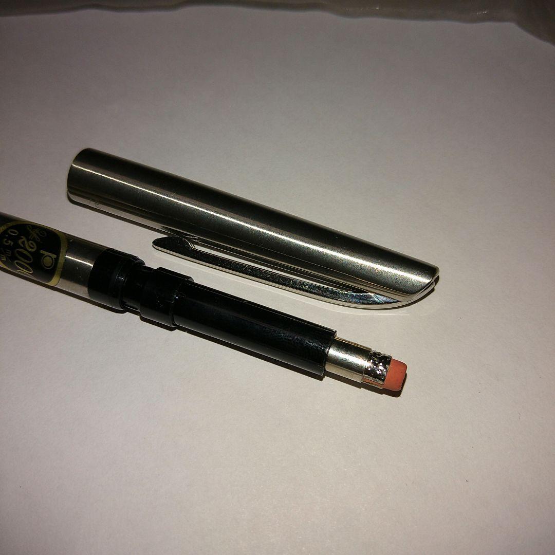 パイロット　シルバー色　ペンシル　ノーマルとプラチナムアングル（ボディノック）