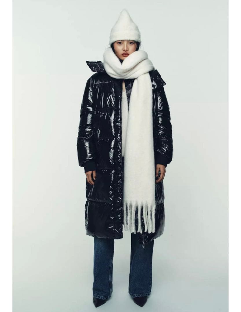 h*様 タグ付き新品★ZARAのシャイニーロングアノラック★Sサイズ★ブラック色