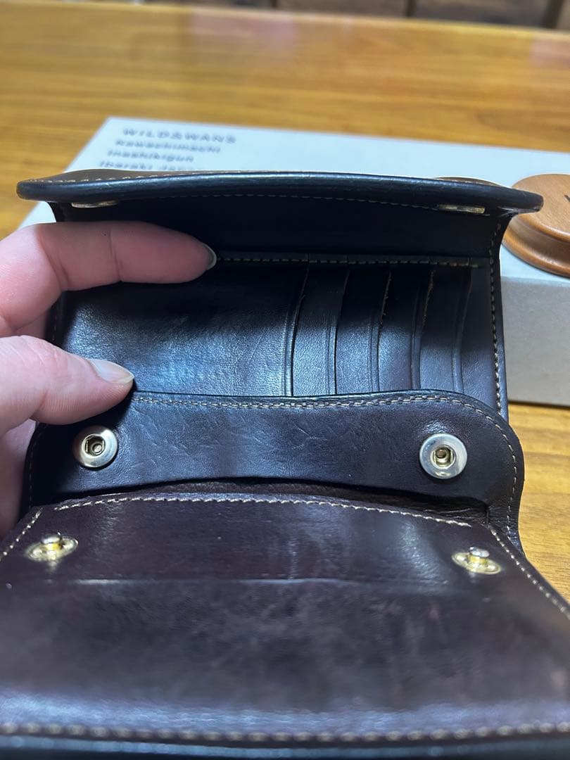 WILD SWANS ダークバーガンディー シェルコードバン 三つ折り財布