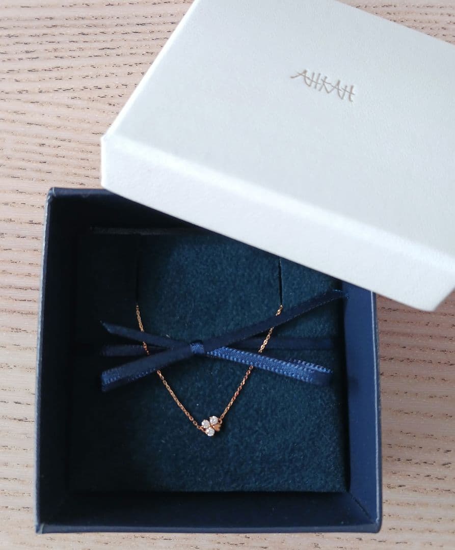 AHKAHブレスレット