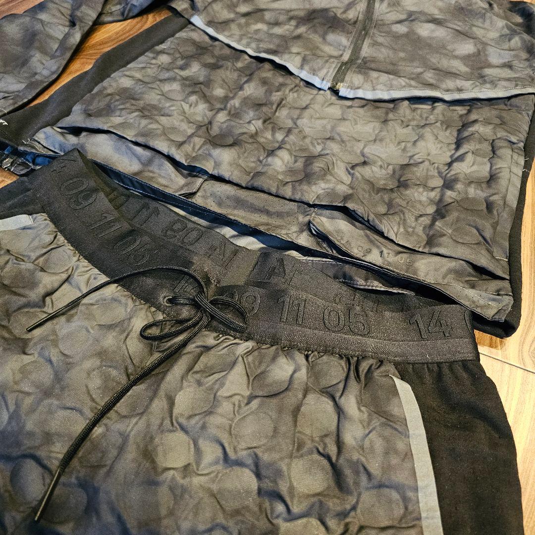 NIKE AeroLoft 3Pセットアップ