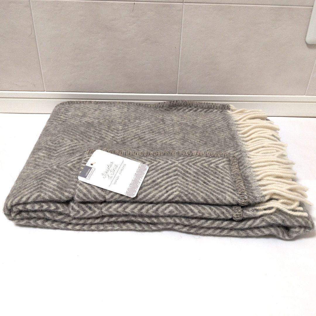 【新品】ラプアン　カンクリ　ポケット付きショール