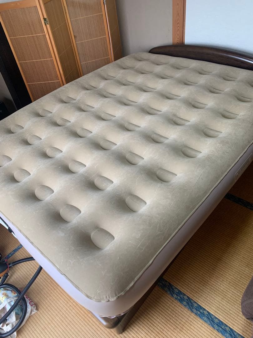 Coleman エアーベッド ワイドダブル 電動ポンプ内蔵