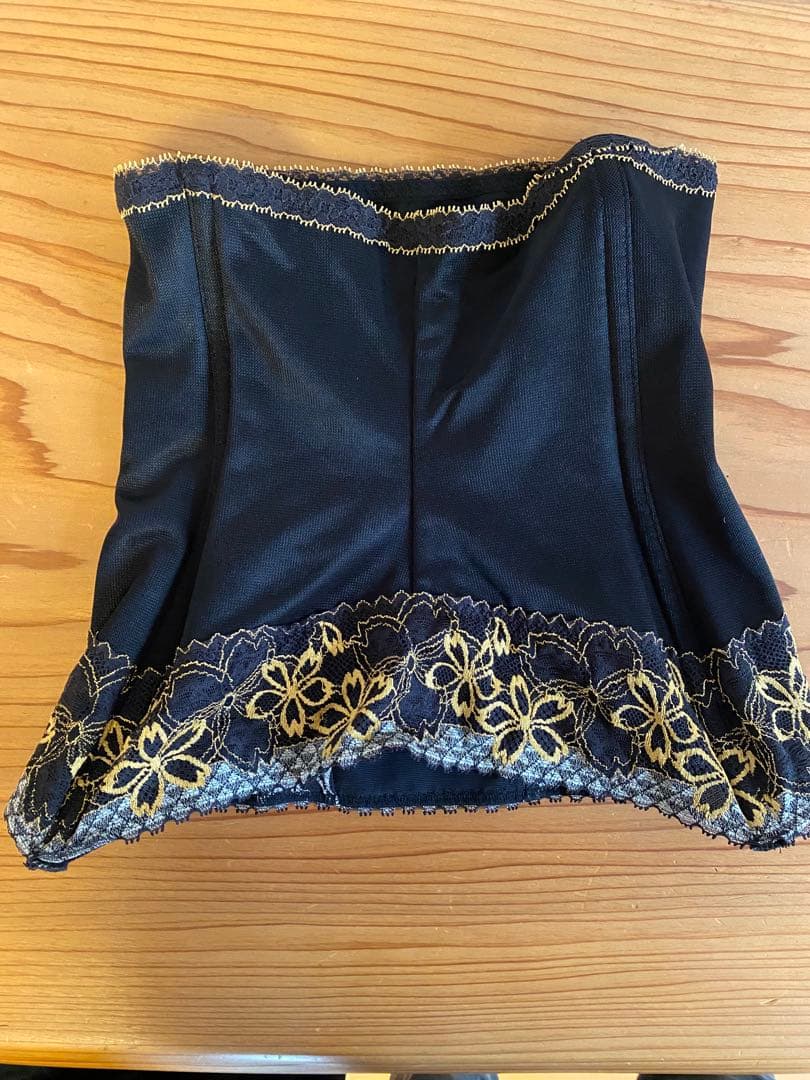 chiari MARUKO サクラ 黒 補正下着4点セット