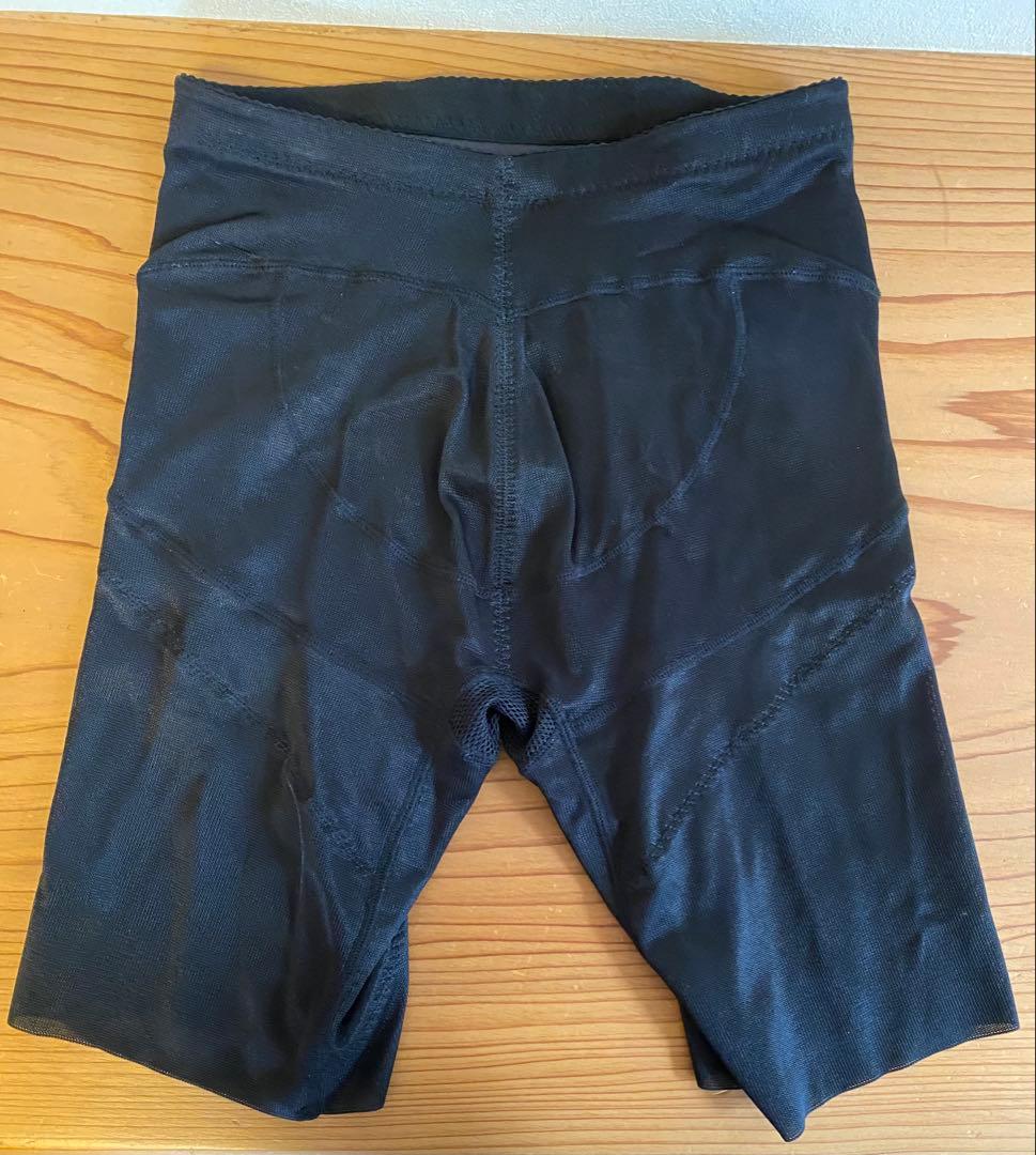 chiari MARUKO サクラ 黒 補正下着4点セット