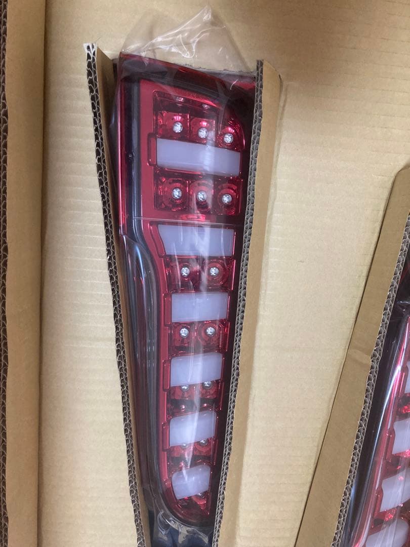 スペーシア　社外テールランプ　ライツ　新品