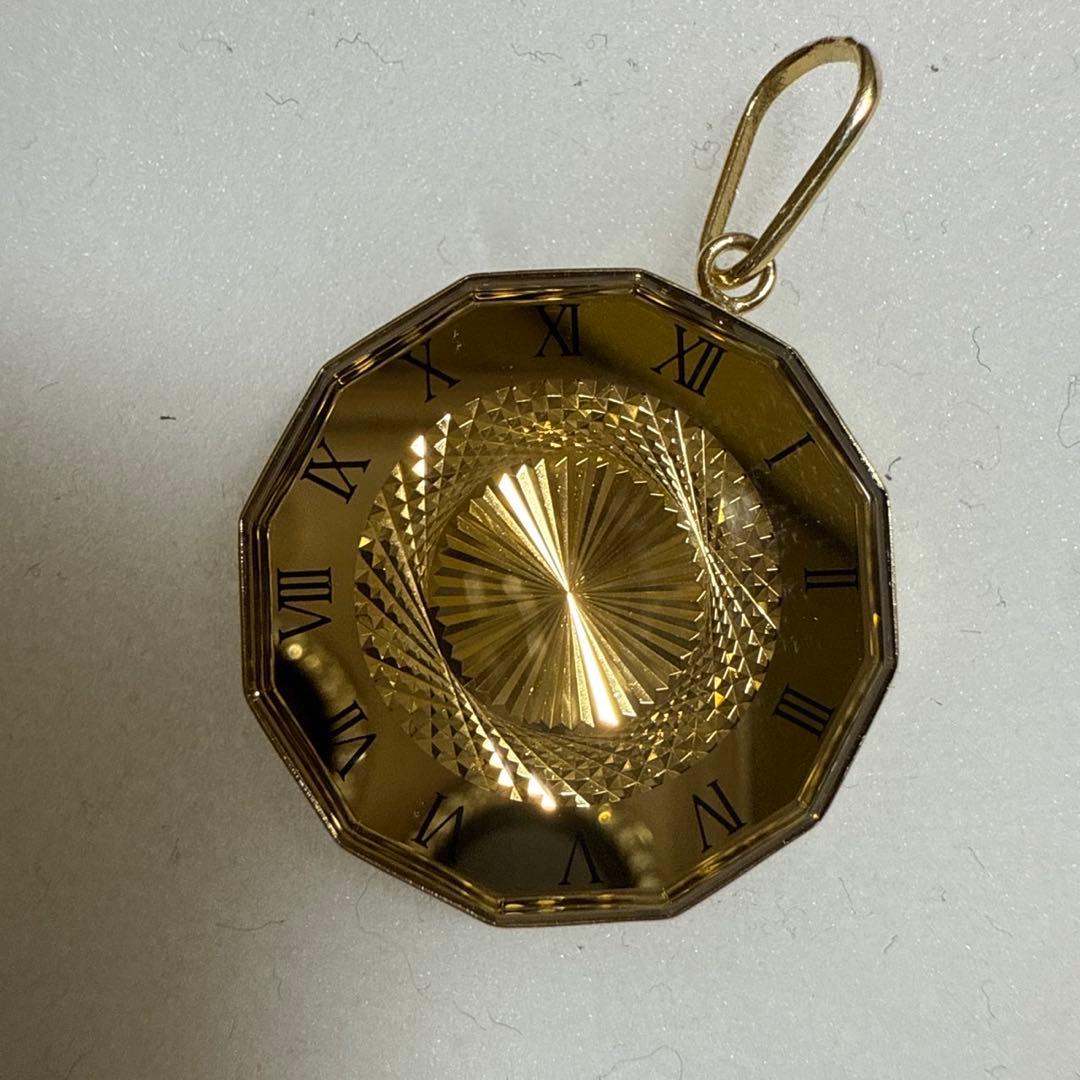 K18YG イルジョンデザイン　ペンダントトップ　ユニセックス　総重量4.3g