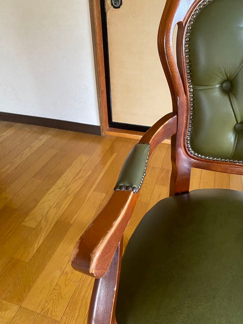 【高級アンティーク調】ダイニングチェア木製 グリーン 合皮 手すり付き⑤