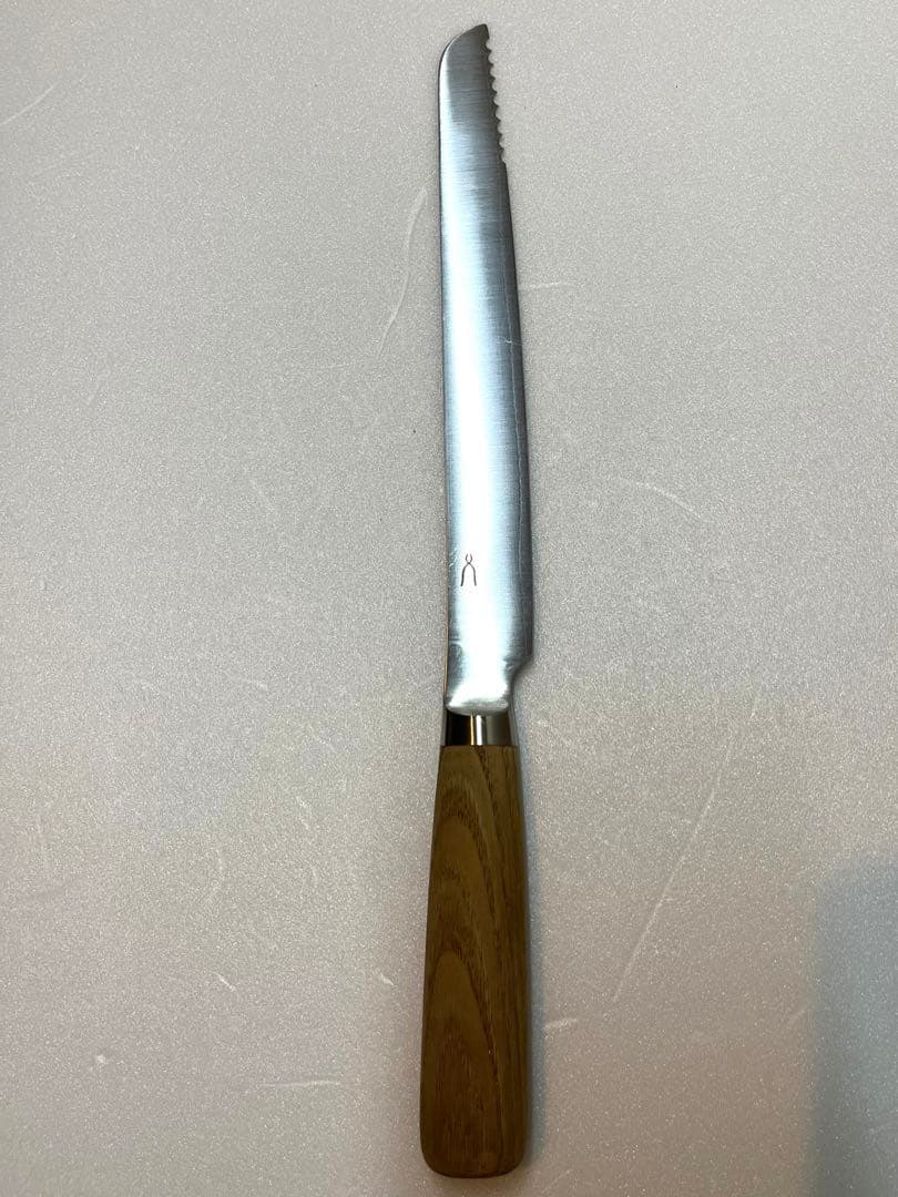 タダフサ　パン切り包丁